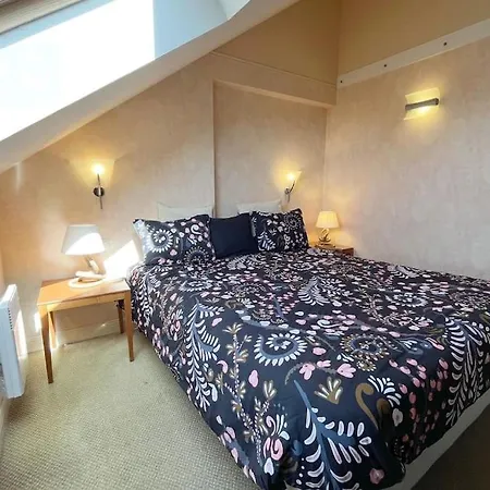 Apartment Le 307 : Face A L'ocean Avec Piscine, Acces Le Croisic